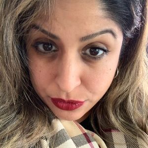 Meet your Posher, Najoi